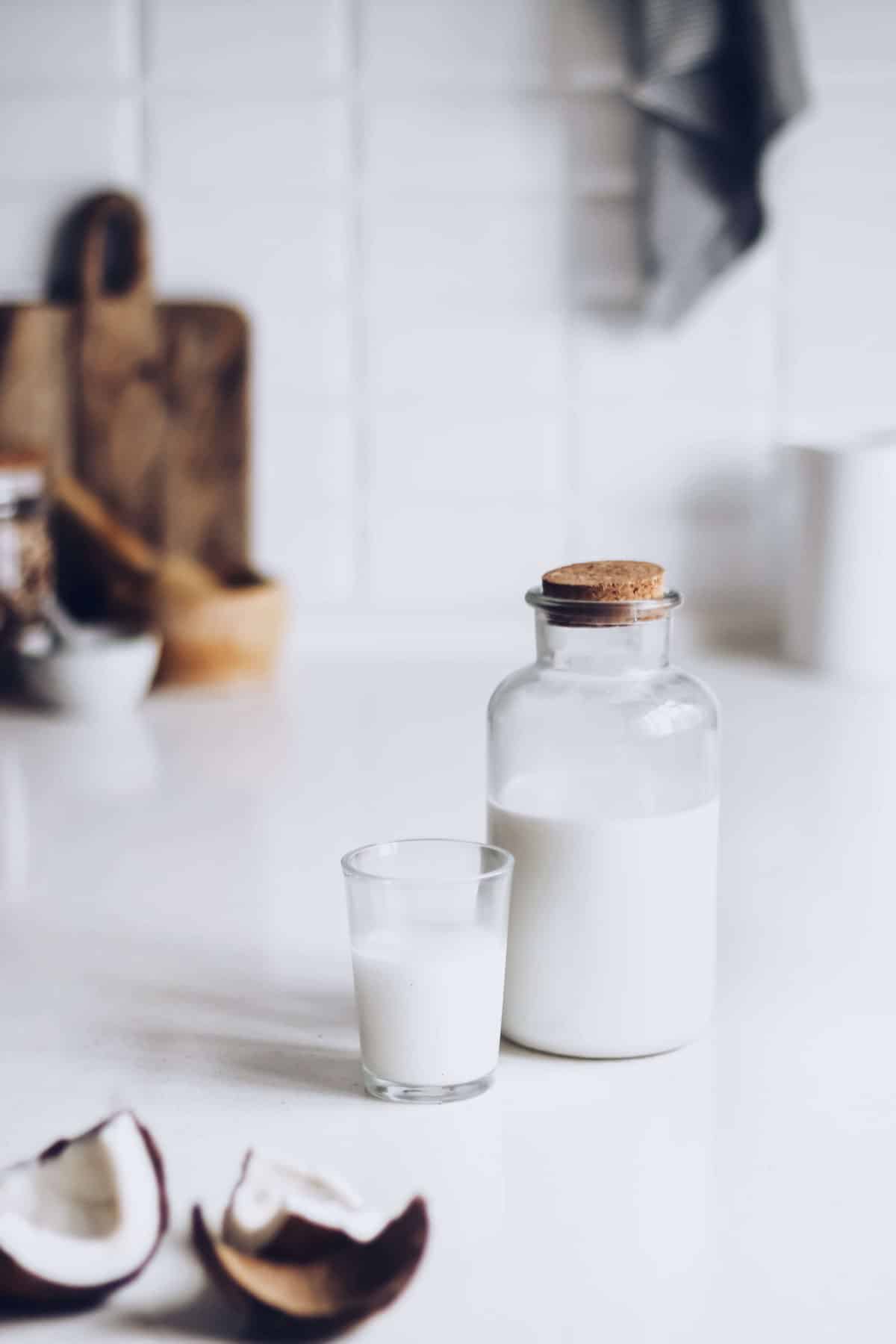 За нас 1 Placeholder image used to represent a product being showcased.